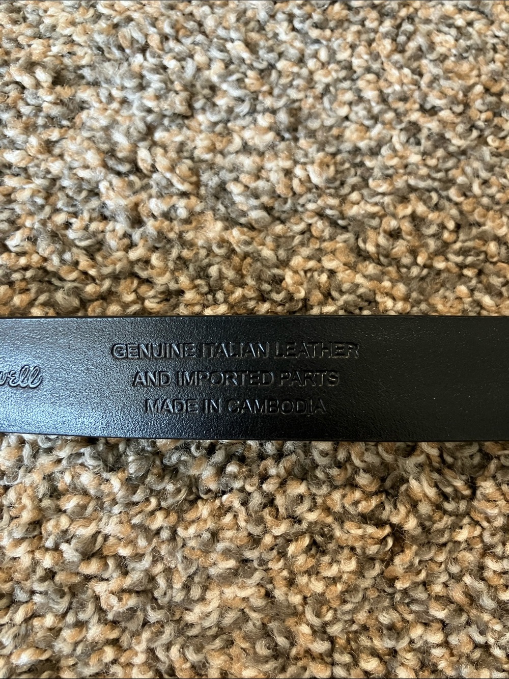 Madewell Black Leather Belt with Gold Hardware - Picture 4 of 5